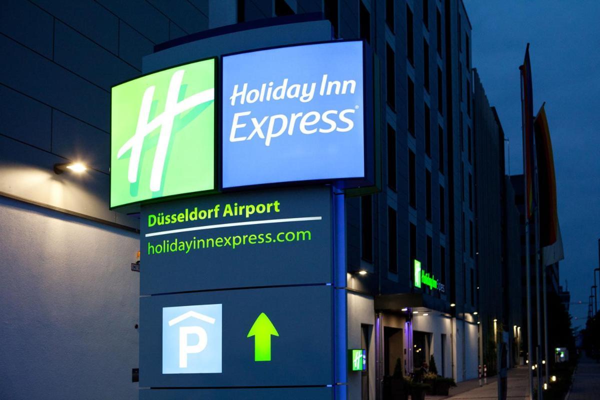 Holiday Inn Express - Dusseldorf Airport Extérieur photo